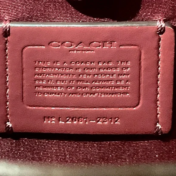 NEWER COACH Red/Brown Signature Coated Canvas and Leather Small Town Bucket Bag! - Picture 2 of 13